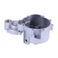 Крышка двигателя левая СG250