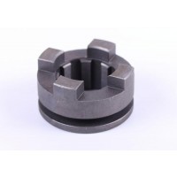 Муфта (шестерня) блокировки дифференциала подвижная Z-4/8 (старого образца) Foton 244, ДТЗ 240