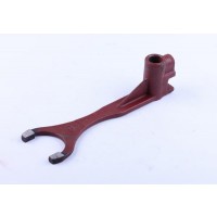 Вилка вспомогательная переключения передач КПП Xingtai 24B, Shifeng 244,Taishan 24