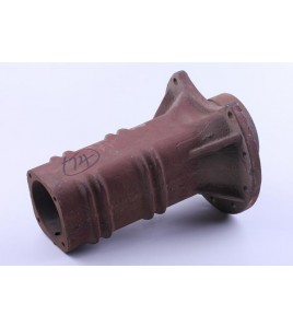 Корпус правой полуоси заднего моста Jinma 200/204/240/244